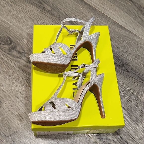 Gianni Bini Helena Silver Glam SPARKLE Heels - Picture 4 of 7